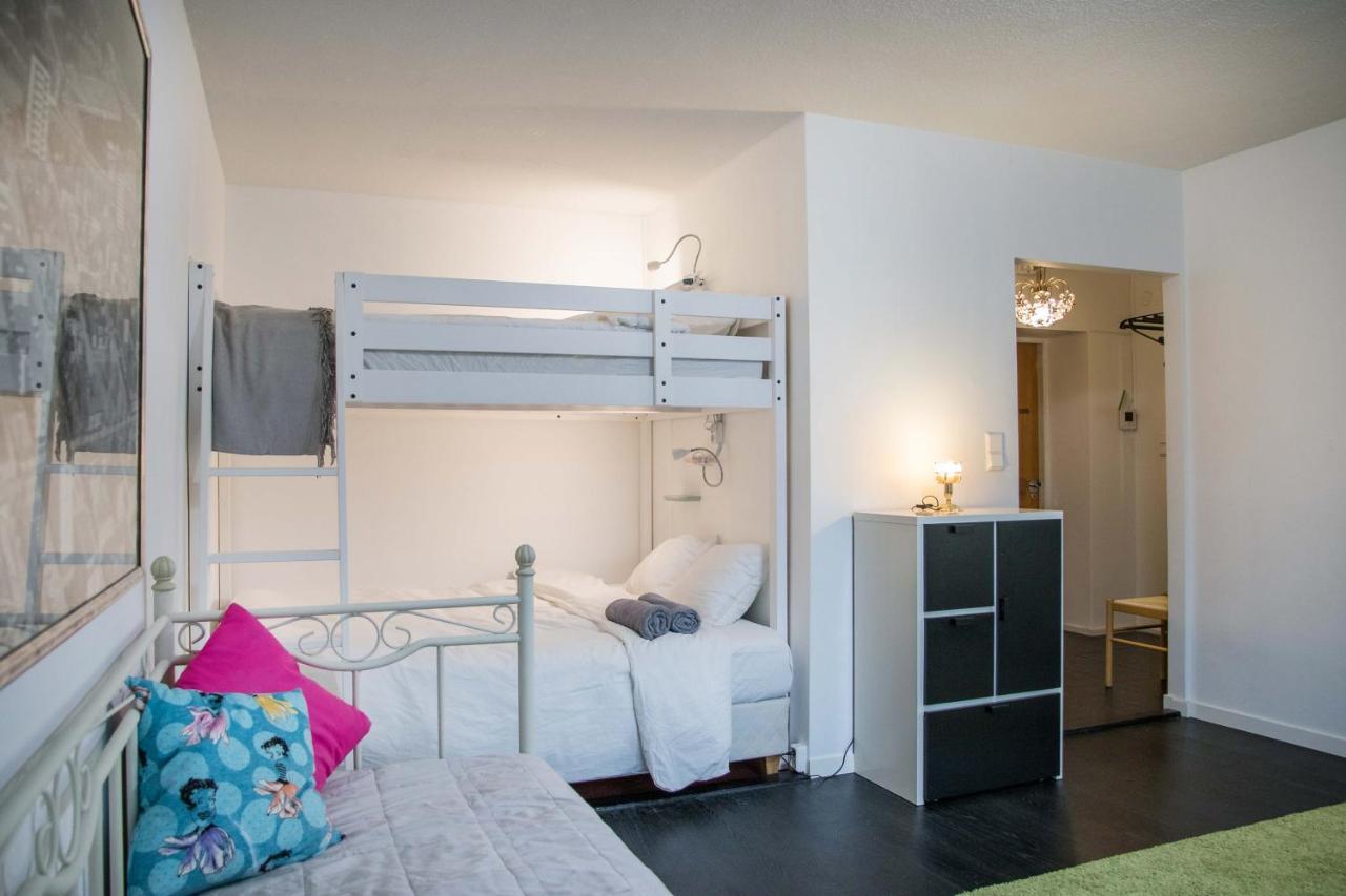 Central Studio Apartment *